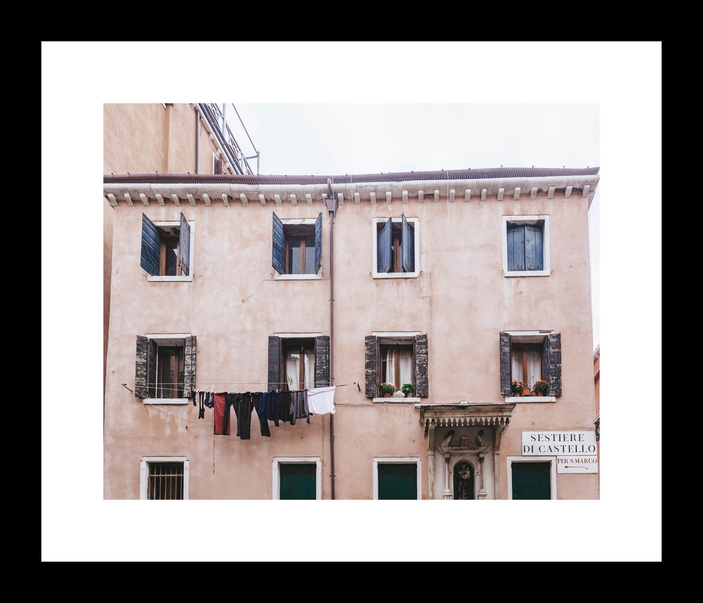 Venice Italy Photography Print, Travel Photography, Laundry Art, Unframed Photo or Canvas Wrap, Sestiere di Castello - eireanneilis