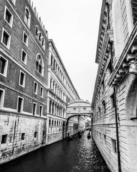 Black and White Vertical Venice Bridge of Sighs Print, Italian Landmark Photography, Unframed Wall Art Canvas or Photo, Canal Architecture - eireanneilis