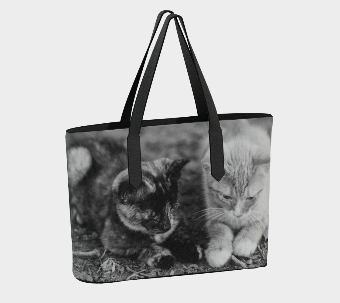 Black & White Kitten Print Vegan Leather Tote Bag – Fits 16″ Laptop – Animal-Inspired Shoulder Bag