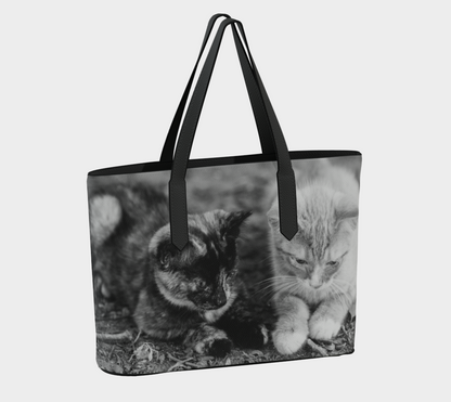 Black & White Kitten Print Vegan Leather Tote Bag – Fits 16″ Laptop – Animal-Inspired Shoulder Bag