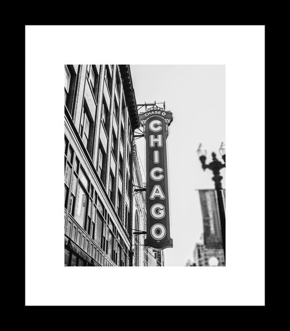 Black and White Chicago Theater | Chicago Illinois Photography