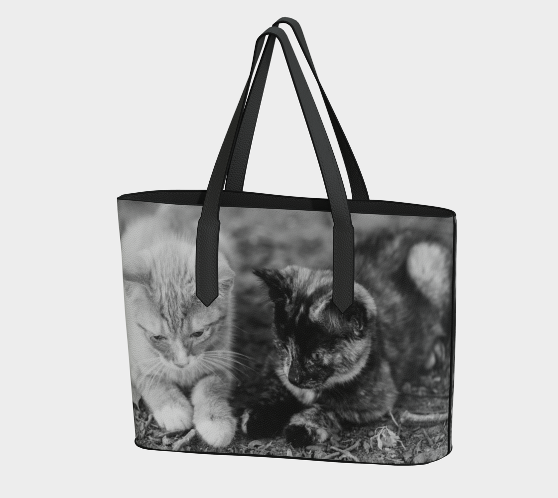 Black & White Kitten Print Vegan Leather Tote Bag – Fits 16″ Laptop – Animal-Inspired Shoulder Bag