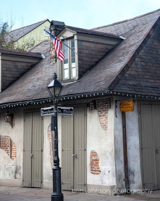 Blacksmith Bar | New Orleans Photography