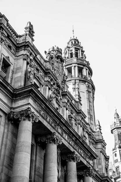 a black and white photo of an old building