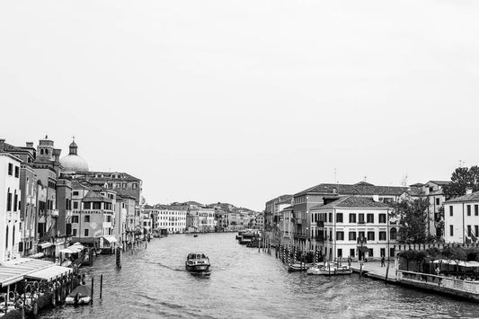 Love, Venice | Black and White Italy Photography - eireanneilis